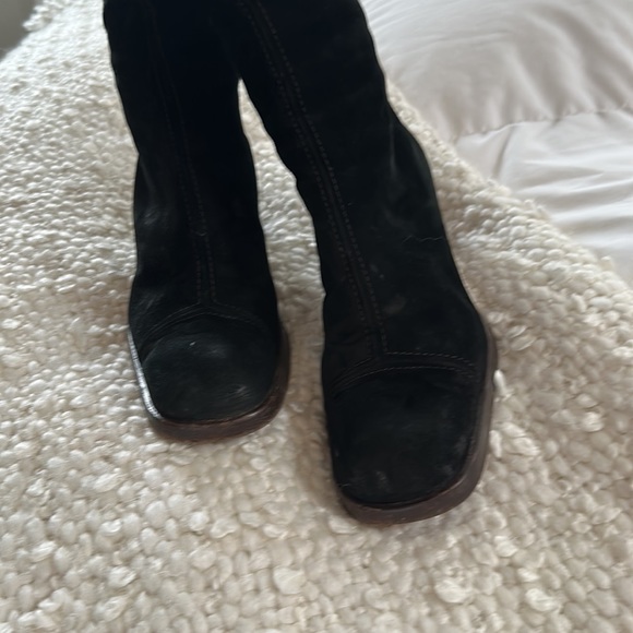 Italian black suede boots - Picture 5 of 8